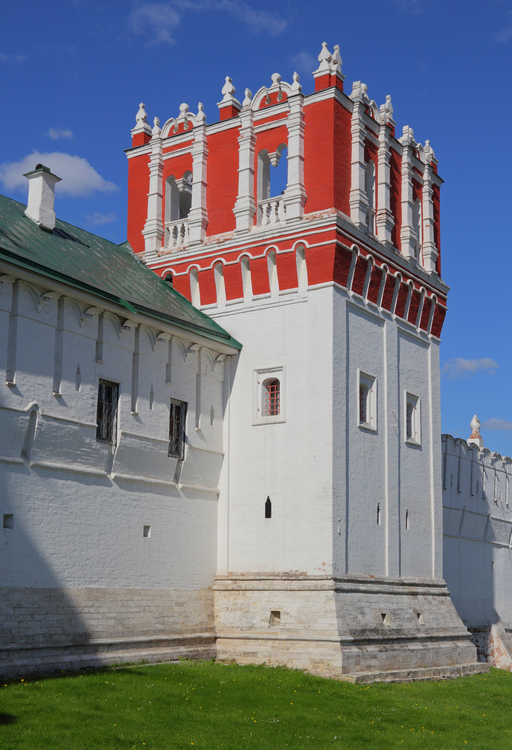 Лопухинская башня)